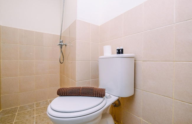 Nice and Comfort Studio at 25th Floor Podomoro Golf View Apartment - Foto 10