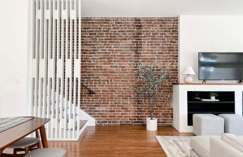 Historic 1900s Townhome with a Modern Flair - Foto 7