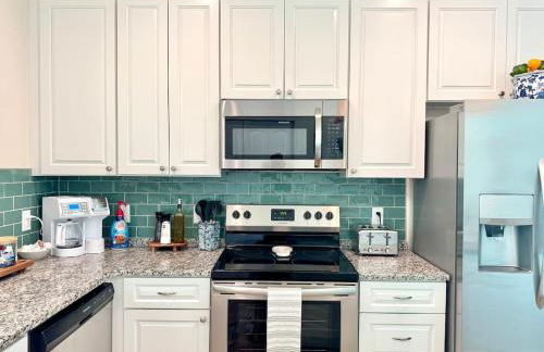 The Royal Cypress Suite Near UF Shands Downtown - Photo 52