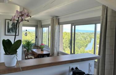 Charmante PETITE MAISON avec vue panoramique, en centre historique, proche d'Avignon, ancienne, rénovée, climatisée, terrasse, parking public gratuit - Foto 11