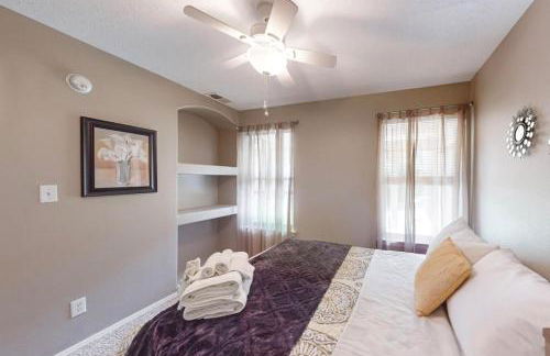 2 Bed 1 Bath with fully Stocked Kitchen - Foto 14