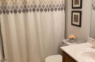 Cozy 3 bedrooms towhouse - Photo 8