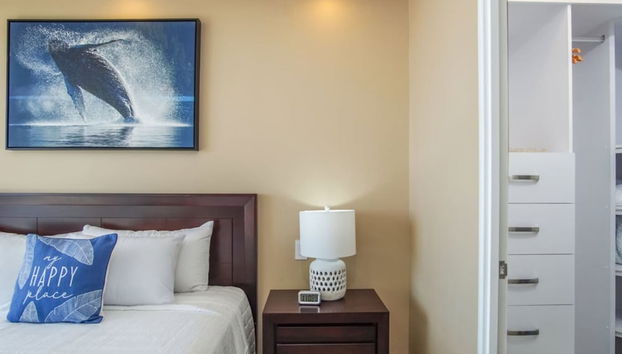 2 BR Ocean Front Pool - Foto 4, Habitación