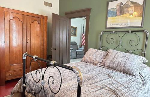 1867 Gothic VanDeventer Home - Foto 31