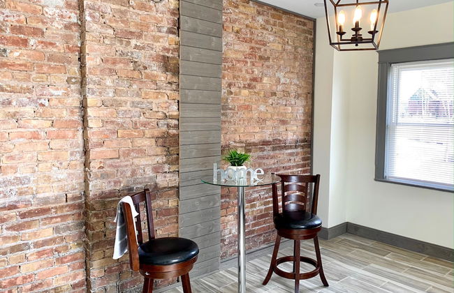 The Blackjack Duplex - Private Yard & Parking, Near Falls & Casino by Niagara Hospitality - Foto 11