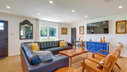 BBQ Ready and Fire Pit Chic Johnson City Home - Foto 5