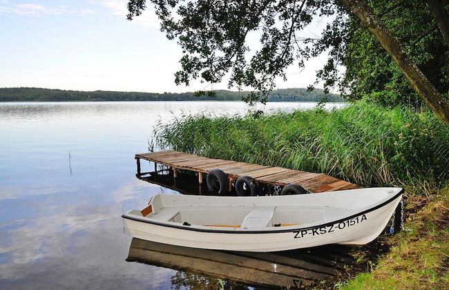 Holiday Home With Fireplace and Private Garden - Photo 23
