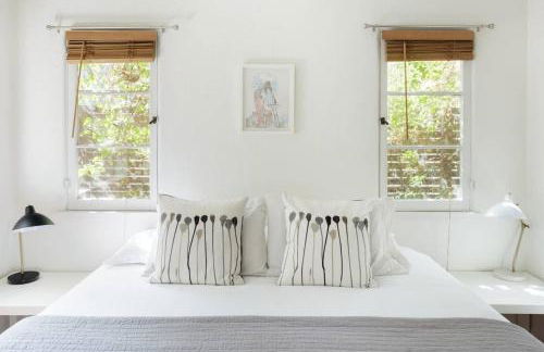 Silver Lake Mid-century Nestled in the Treetops - Foto 15