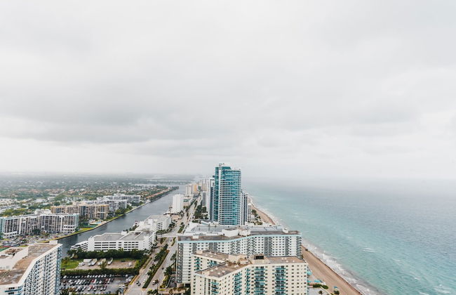 Luxury Condo with Spectacular Ocean View - Foto 48