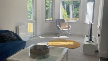 Sunny Corner - lovely 2 bedroom appt - Foto 4