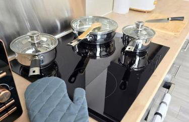 Spacious Home for Longer Stays - Contractors & Relocators Welcome - Photo 14