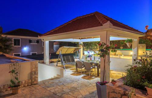 Apartment Zeljana - Photo 42