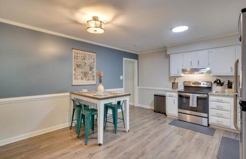 7 Mi to Dtwn Raleigh BBQ-Ready Townhome! - Foto 9