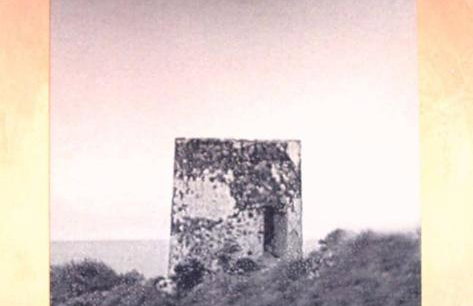 Lioyerma Windmill Villa With Outdoor Hot Tub - Photo 9