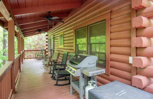 West Jefferson Cabin- Hot Tub, Fireplace, Sleeps 7 - Foto 18