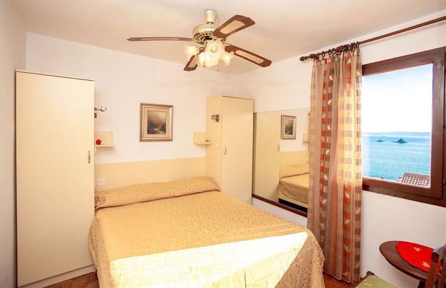 Villa Masha is a Detached House, Very Finely Accommodating 6 to 7 Persons - Foto 2