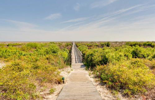 Poolside Fun and Ocean Strolls Harbor Island Haven! - Foto 23
