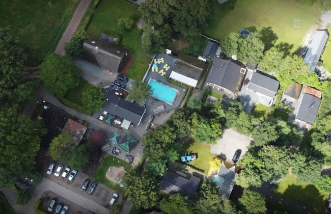 Enjoyin Luxury Chalet With Swimming Pool - Photo 24