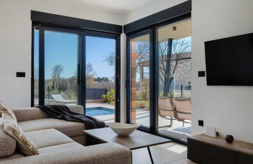 Vila Kumpanija with Pool by Vacay Villas - Photo 8