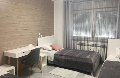 Apartman SONAS 2 with free private parking - Foto 13