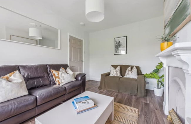 Fern House - Cosy 3 Bedroom House With Garden - Photo 15