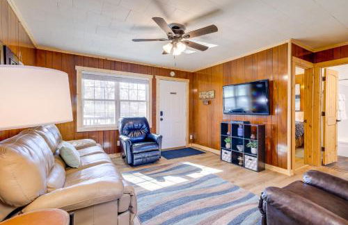 Pet-Friendly Cabin with Designated Boat Slip! - Foto 10