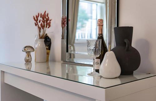 Luxury London 3 Bedroom Duplex with Pool Table - 4HS - Foto 29