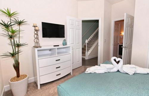 Serenity 3 Bed 3 Bath Townhome With Pool, Private Balcony, Clubhouse, Communal Pool, Conservation View, Disney 15 Mins By Orlando Holiday Rental, - Foto 19