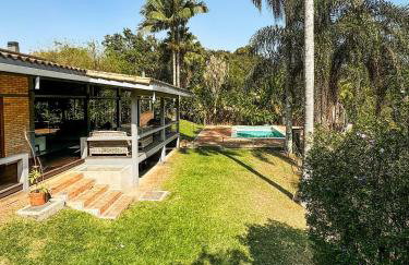 Casa térrea de alto padrão com piscina e cozinha de cinema na Granja Viana - Foto 46