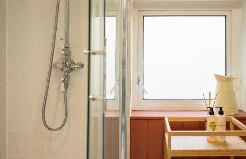 Beautiful 2 Bedroom Cottage in the Cotswolds - Photo 40