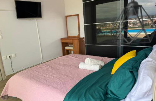 Luxury Villa Rafaela Οικογενειακή βίλα με ιδιωτική πισίνα, BBQ κ παιχνίδια Ιδανική για οικογένειες με παιδια - Foto 31