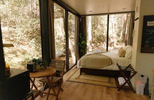 Modern Mirror Home w/ Hot-tub | “Glass House” #3 - Foto 2