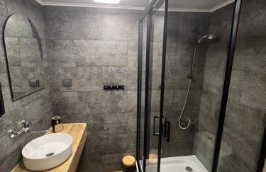 Dom nad jeziorem Strażym - Foto 14