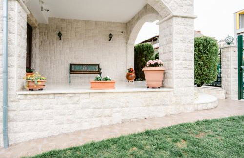 Veria Panorama Luxury Suite With Garden. - Photo 44