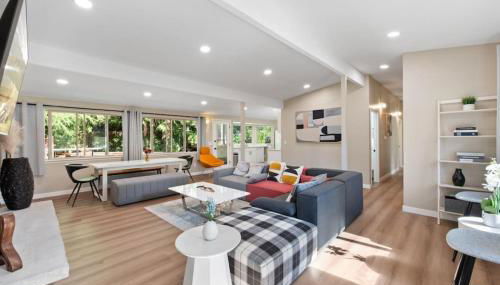 Stylish & Spacious Retreat in Downtown Bellevue - Foto 1