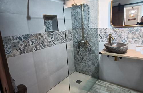 Casa rural con piscina privada Manitaga. - Photo 29