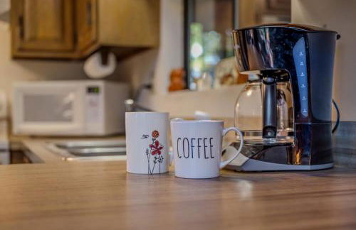 Fox Hollow - Hot Tub, Wifi, Pet Friendly, Screen Porch, Deck, Recreation Center, Pool Access, Golf Nearby, Hiking, Grill, Fireplace, King Bed - Foto 35