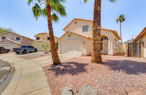 Swim with a View! Scenic Desert Retreat in Glendale - Foto 29