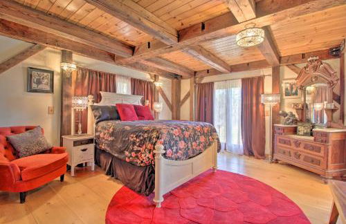 Timeless Red Sox Retreat with Scenic Mountain Views! - Foto 16