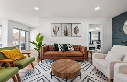 NYC 20min, Sleeps 10, Free Parking, Patio - Foto 31