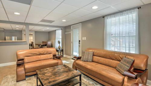 1,000-Sq-Ft Studio in Macon with Home Theater - Foto 5