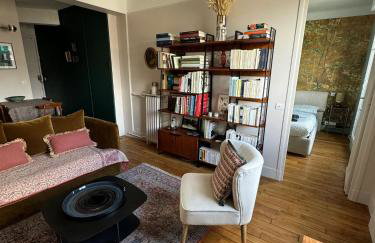 Charmant appartement parisien vue sur Tour Eiffel - Foto 1