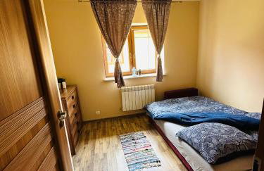 Pod skrzydłami - Foto 23