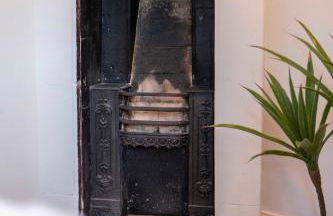 Exquisite Historic Hideaway - Foto 35