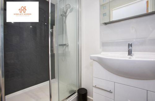 Cosy central 1bedroom apartment in Bridgwater long stays welcome By Hinkley Homes Short Lets & Serviced Accommodation - Foto 18