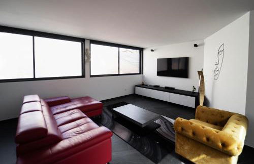 Loft 150 m2 Jacuzzi, Sauna et Massage - Photo 29