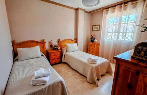 A un metro Sevilla. - Foto 39