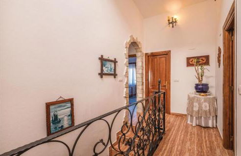 Lovely Home In Vidreres With Kitchen - Foto 20