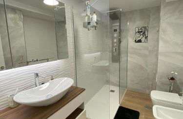 THE ROCK VIEWS APARTMENTS 1 min walking to Gibraltar - Foto 61