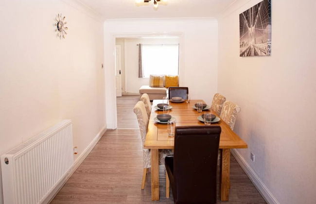 Cozy 3-bedroom Home in Luton - Foto 12